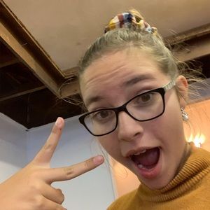 Meet your Posher, Mari